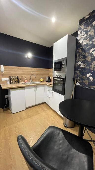 2 Pieces Au Coeur D'angers Apartment *